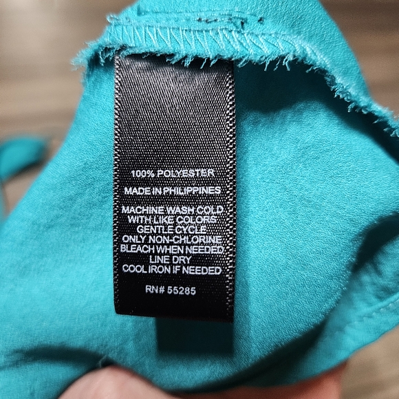 EXPRESS Teal Tank Top / Size: Small - Picture 3 of 3